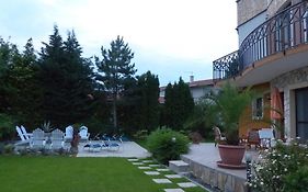 Toscana Lakeside Apartments I - II Family Friend